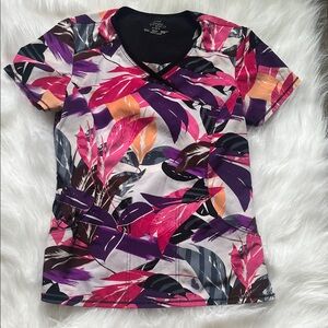Cherokee Infinity Scrub top Small